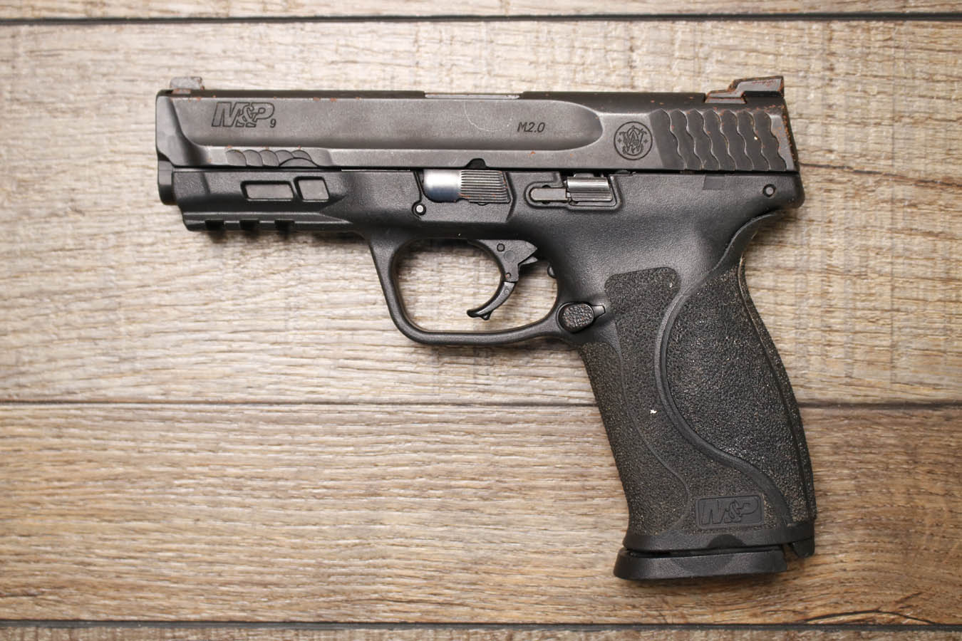 SMITH AND WESSON M&P9 M2.0 9mm Police Trade-In Pistol