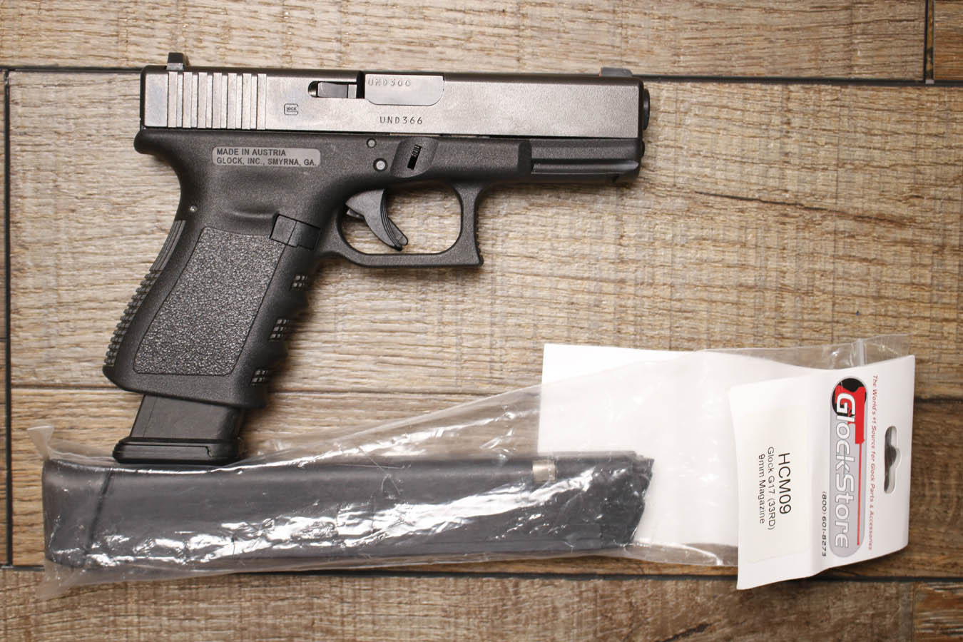 GLOCK 19 Gen3 9mm Police Trade-In Pistol with Two Magazines