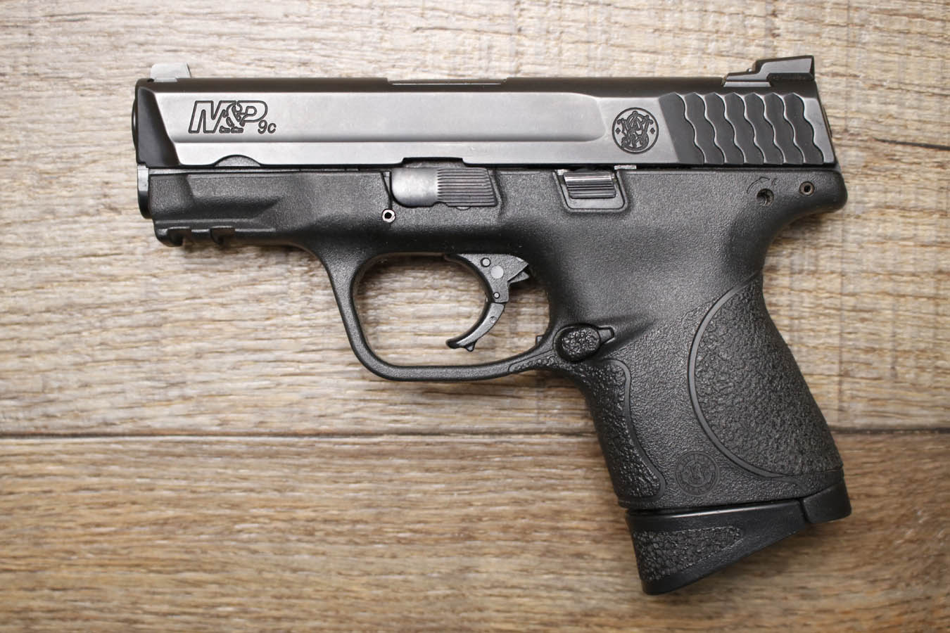 SMITH AND WESSON M&P9C 1.0 9mm Police Trade-In Pistol