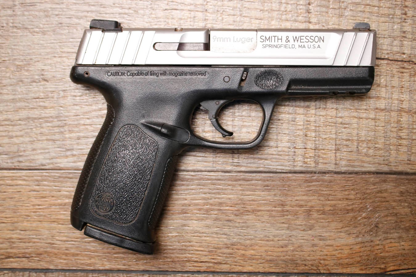SMITH AND WESSON SD9VE 9mm Police Trade-In Pistol