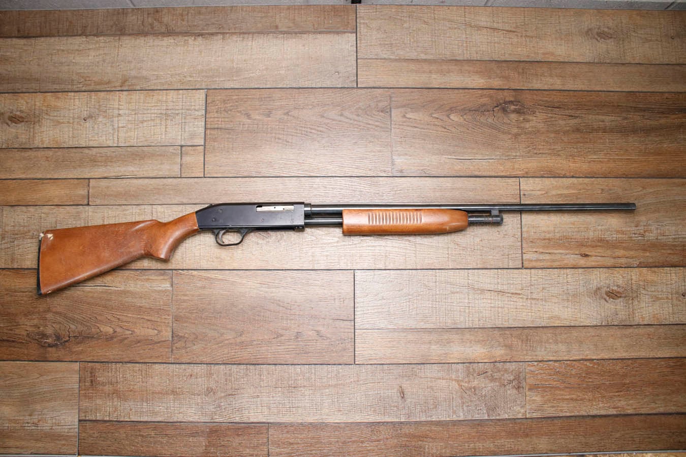 WESTERN FIELD M550ED 410 Bore Police Trade-In Shotgun