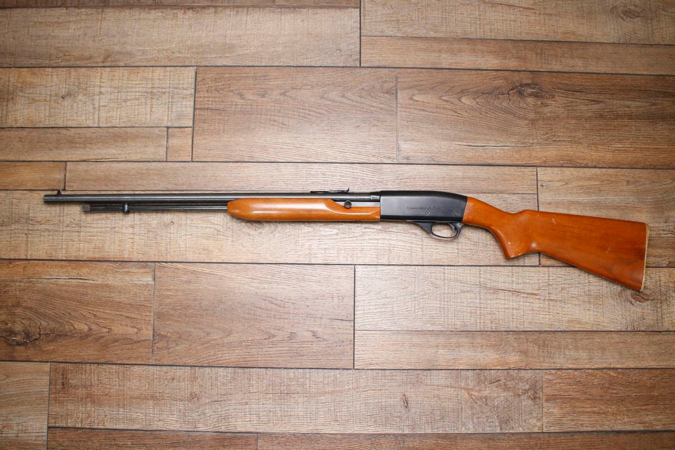 REMINGTON Model 552 B Speedmaster .22 S/L/LR Tube-Fed Police Trade-in Semi-Auto Rifle