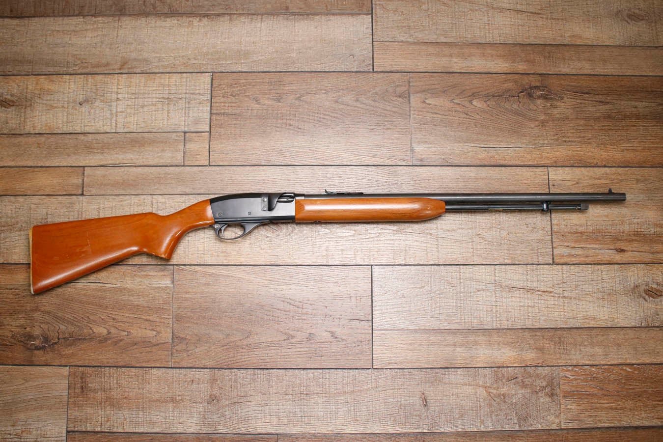 REMINGTON Model 552 B Speedmaster .22 S/L/LR Tube-Fed Police Trade-in Semi-Auto Rifle