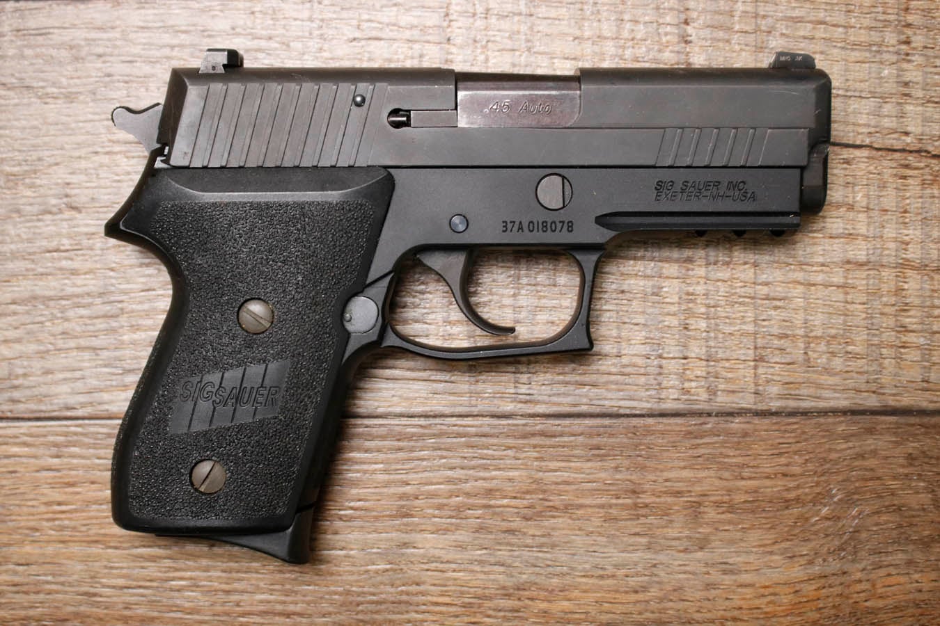 SIG SAUER P220 Compact .45 ACP Police Trade-In Pistol with Accessory Rail