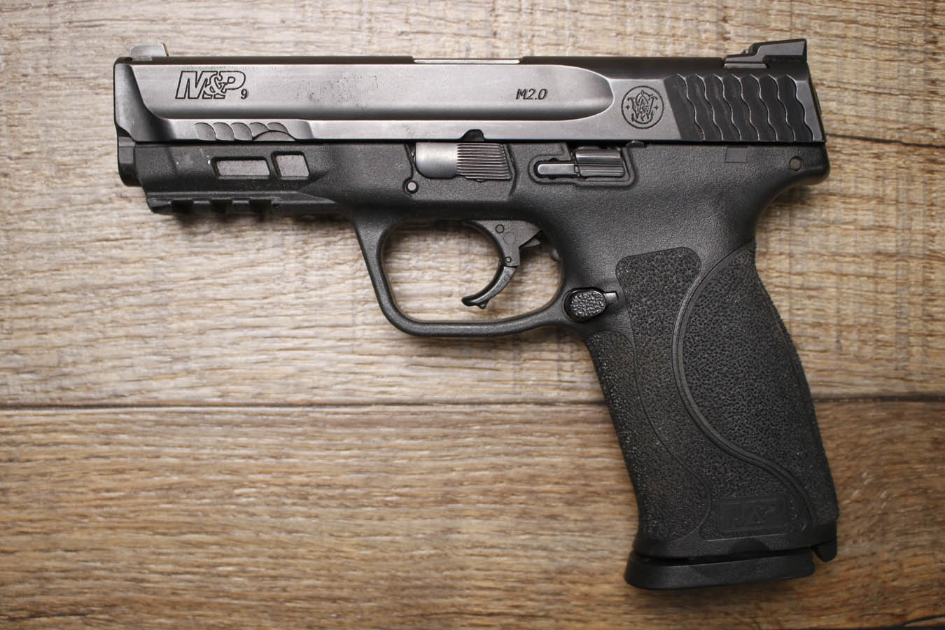 SMITH AND WESSON M&P9 M2.0 9mm Police Trade-In Pistol with South Bend Police Department Engraving 