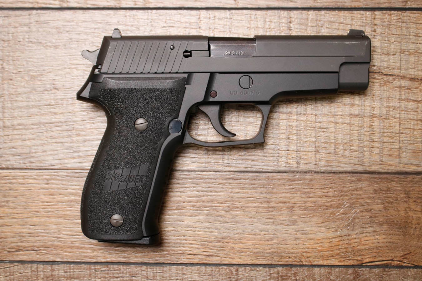 SIG SAUER P226 40 S&W Police Trade-In Pistol