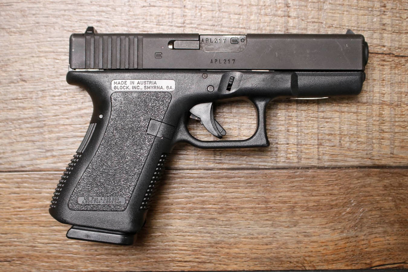 GLOCK 23 Gen2 40 S&W Police Trade-In Pistol