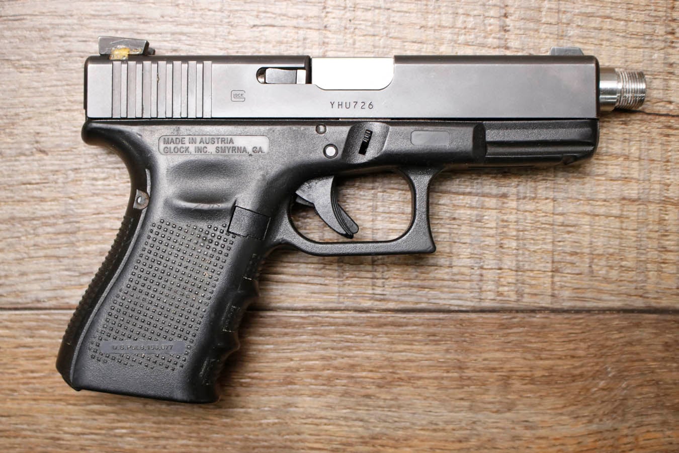 GLOCK 23 Gen 4 40 S&W Police Trade-In Pistol with Threaded Barrel (No Magazine)