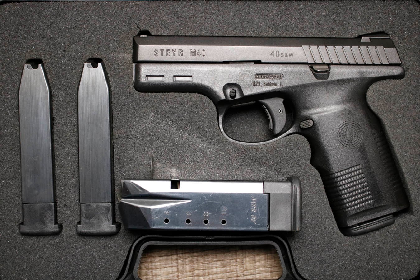 STEYR M40 40 S&W Police Trade-In Pistol with Case