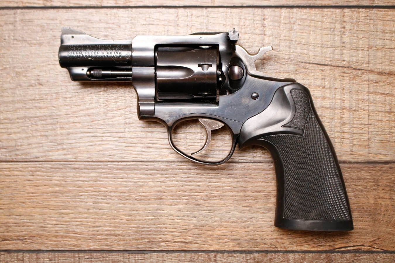 RUGER Security-Six 357 Magnum 2.75 Inch 6-Shot Blued Police Trade-In Revolver