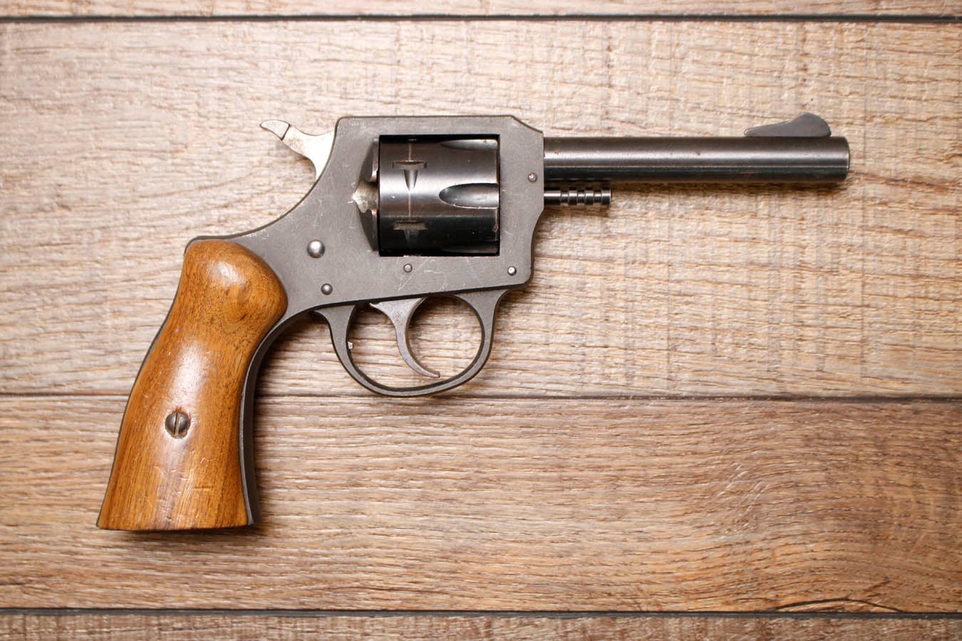 H AND R 622 22 LR Police Trade-In Revolver
