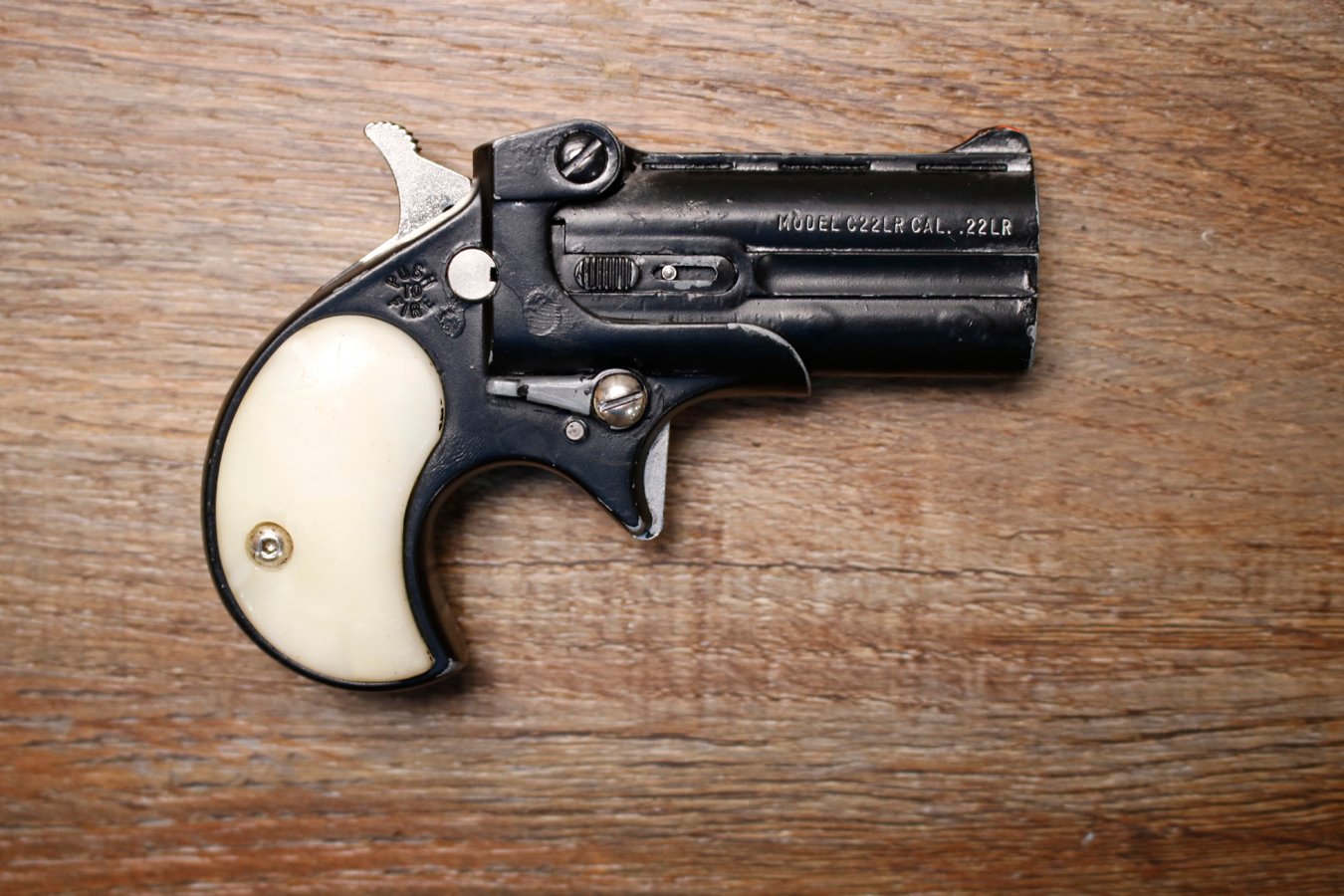 COBRA C22 22 LR Police Trade-In Derringer