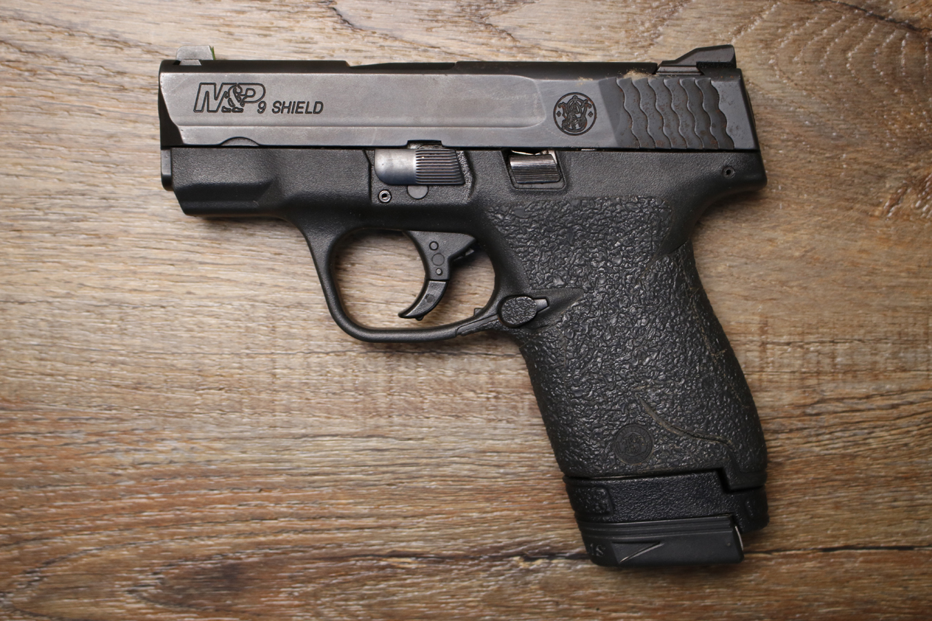 SMITH AND WESSON M&P9 Shield 9mm Police Trade-In Pistol
