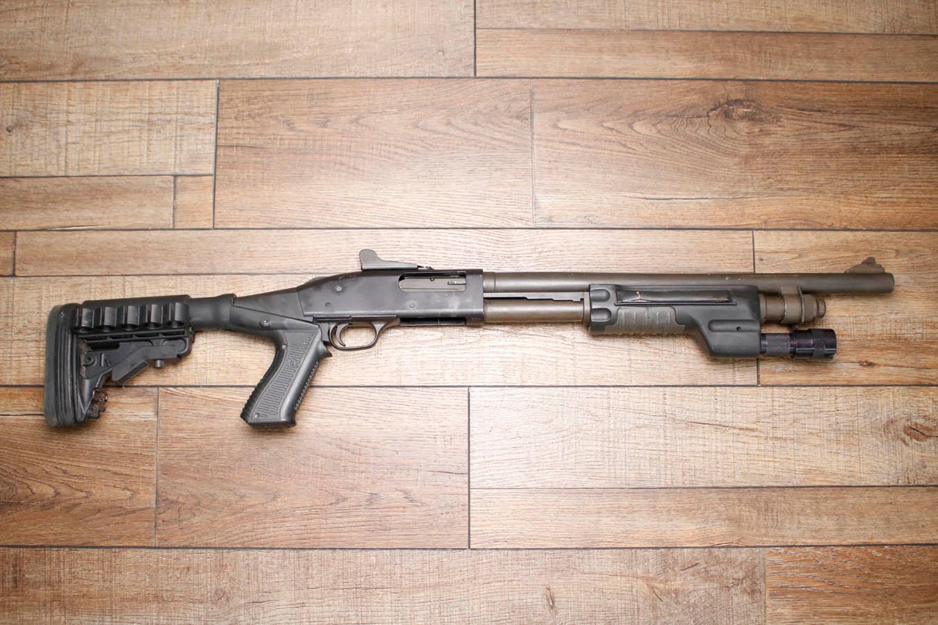 MOSSBERG M590A1 12GA Police Trade-In Shotgun with SureFire Forend