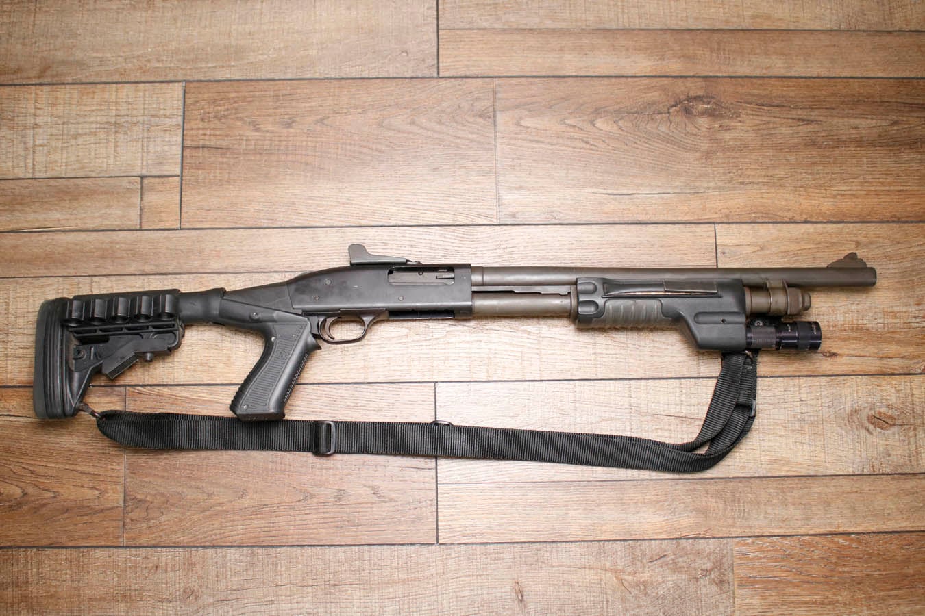 MOSSBERG M590A1 12GA Police Trade-In Shotgun with SureFire Forend