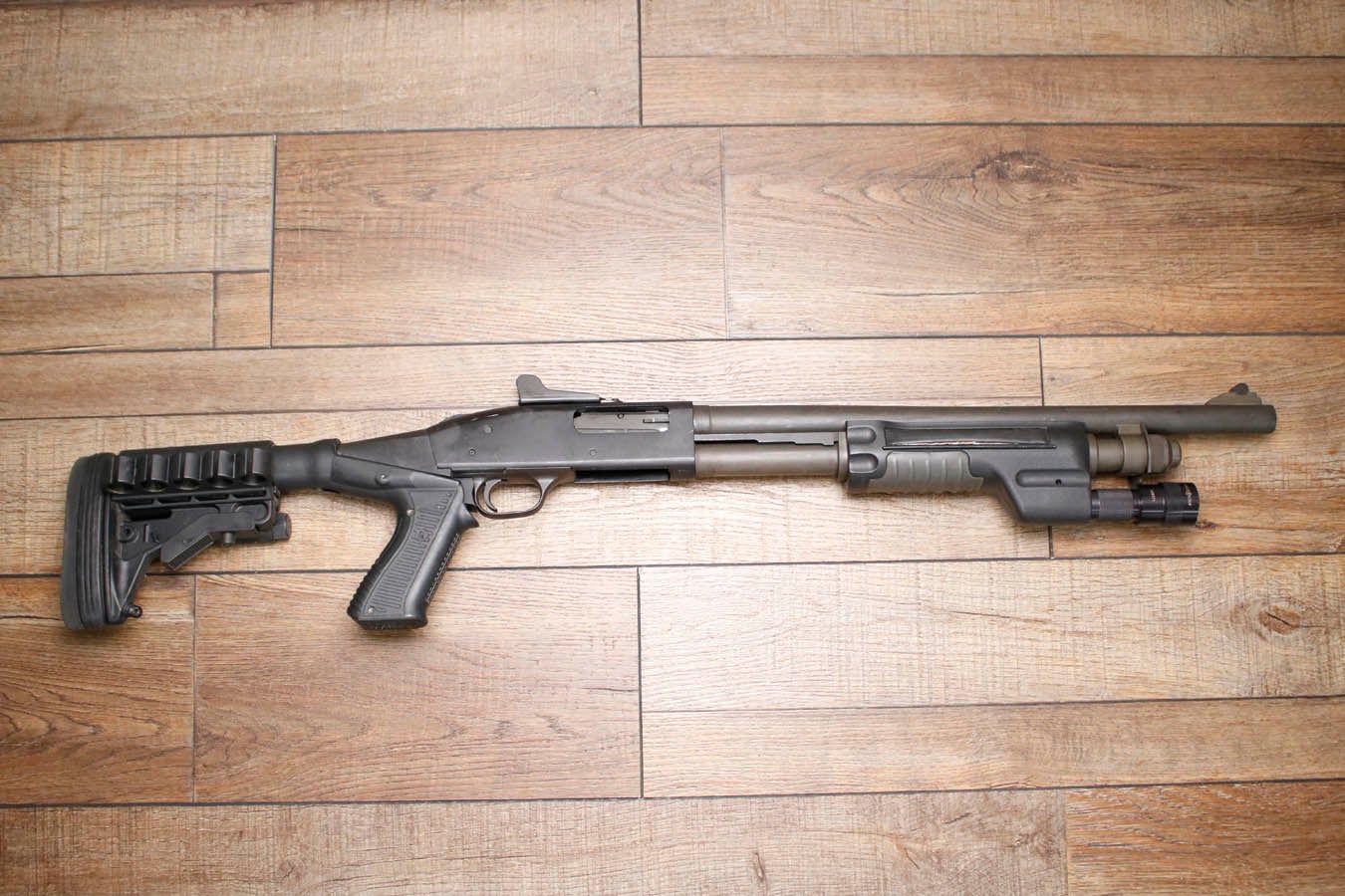 MOSSBERG M590A1 12GA Police Trade-In Shotgun with SureFire Forend