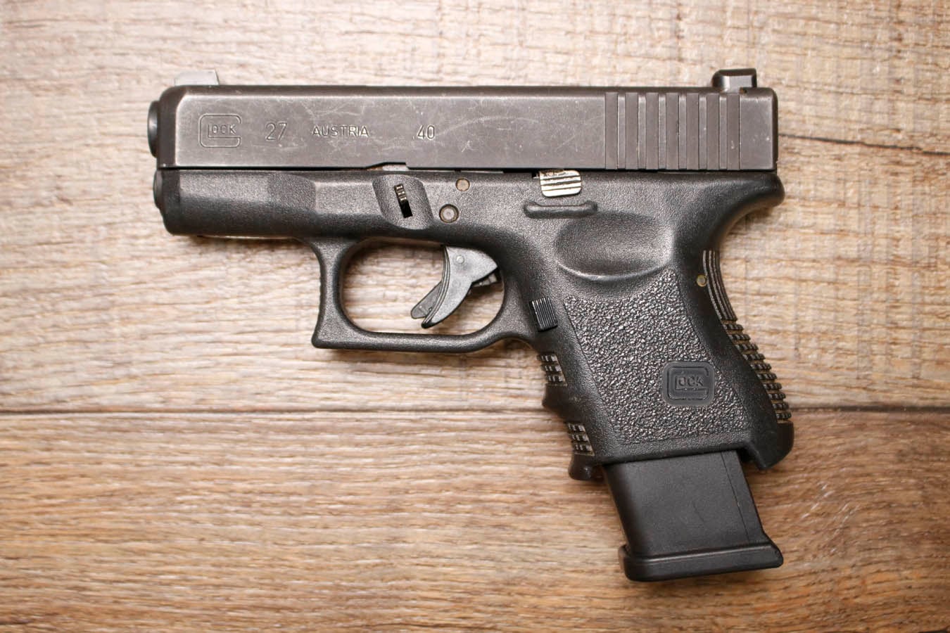 GLOCK 27 40 S&W Early No Rail Subcompact Police Trade-in Pistol
