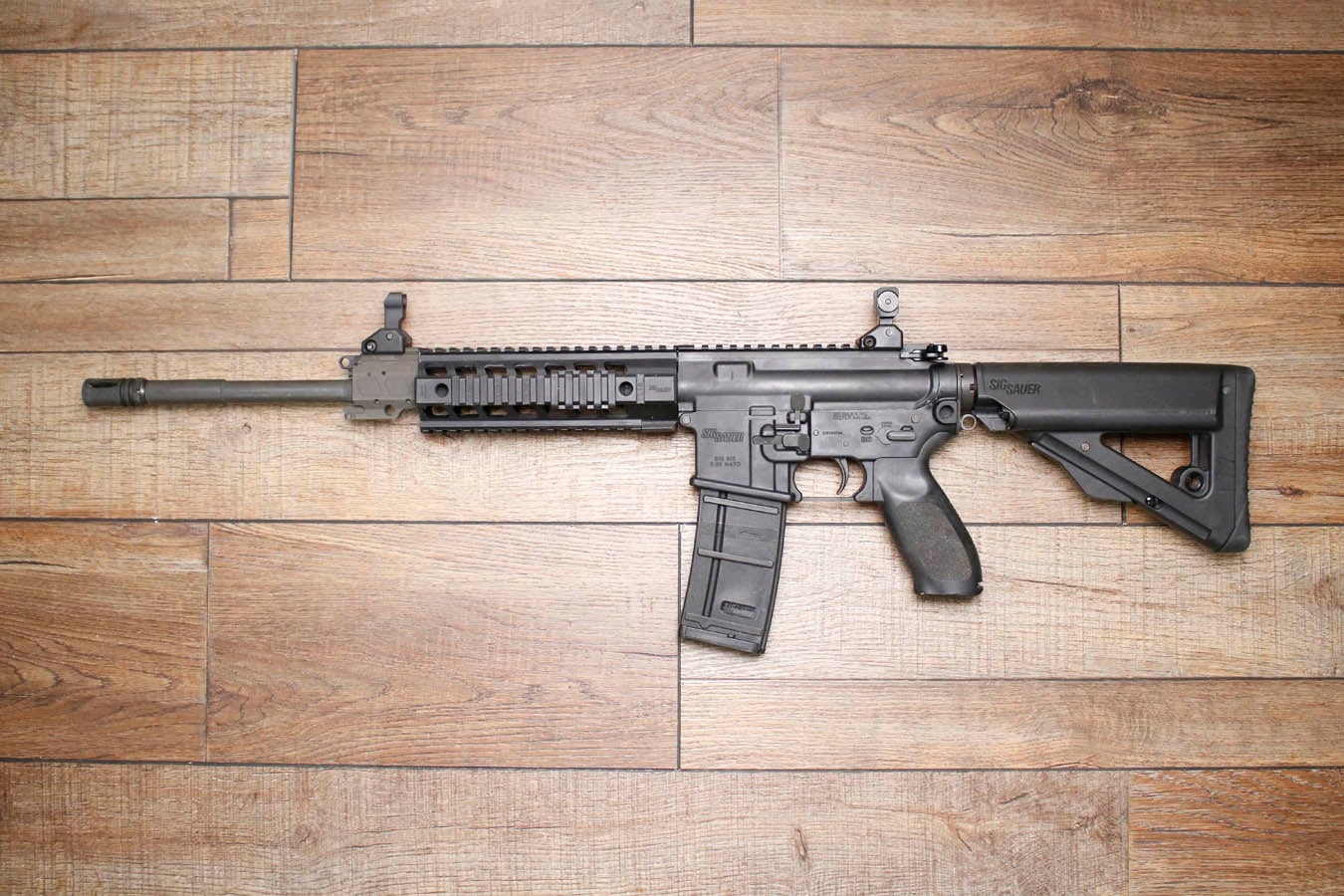 SIG SAUER SIG556 5.56mm Gas Piston Police Trade-in Rifle
