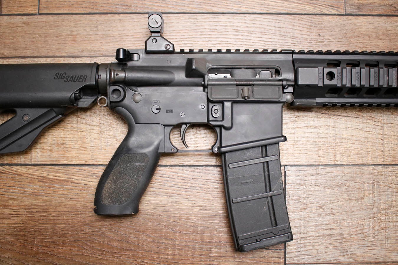 SIG SAUER SIG556 5.56mm Gas Piston Police Trade-in Rifle