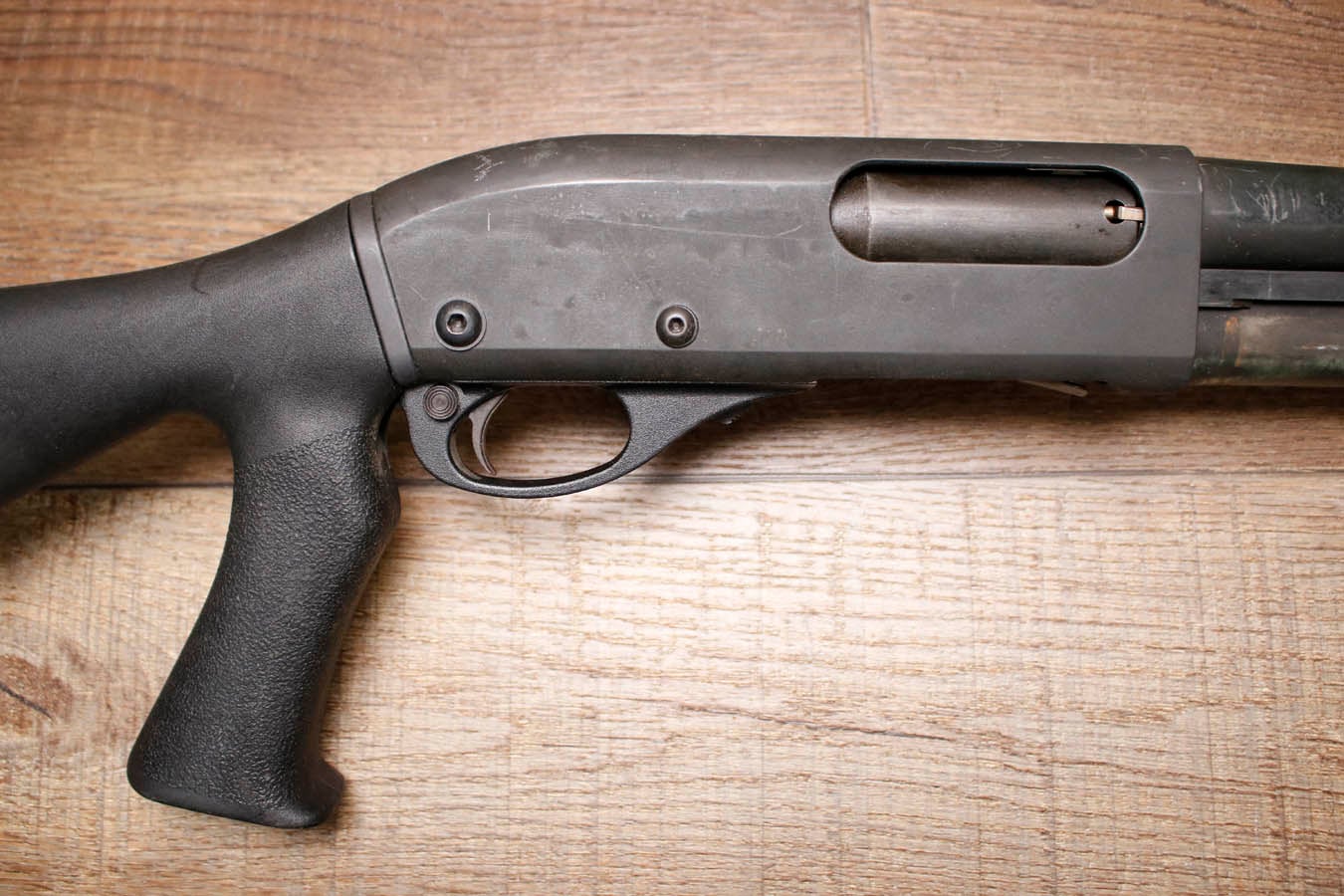 REMINGTON 870 Police Magnum 12 Gauge Police Trade-in Shotguns with Pistol Grip, Extended Mag Tube, Rifle Sights and Side Saddle