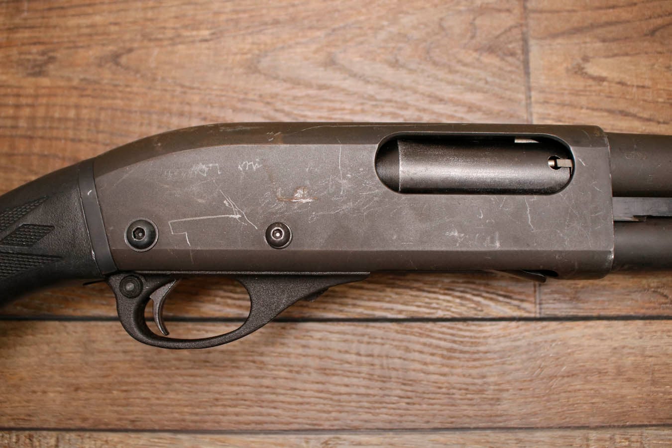 REMINGTON 870 Police Magnum 12 Gauge Pump-Action Police Trade-In Shotgun with Synthetic Stock