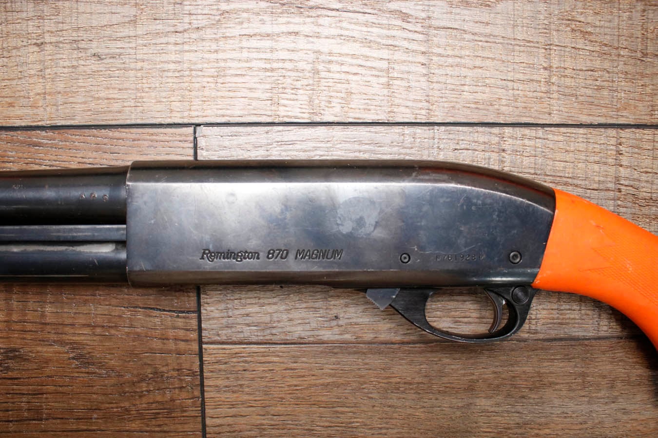 REMINGTON 870 Magnum 12GA Police Trade-In Shotgun with Synthetic Orange Furniture 