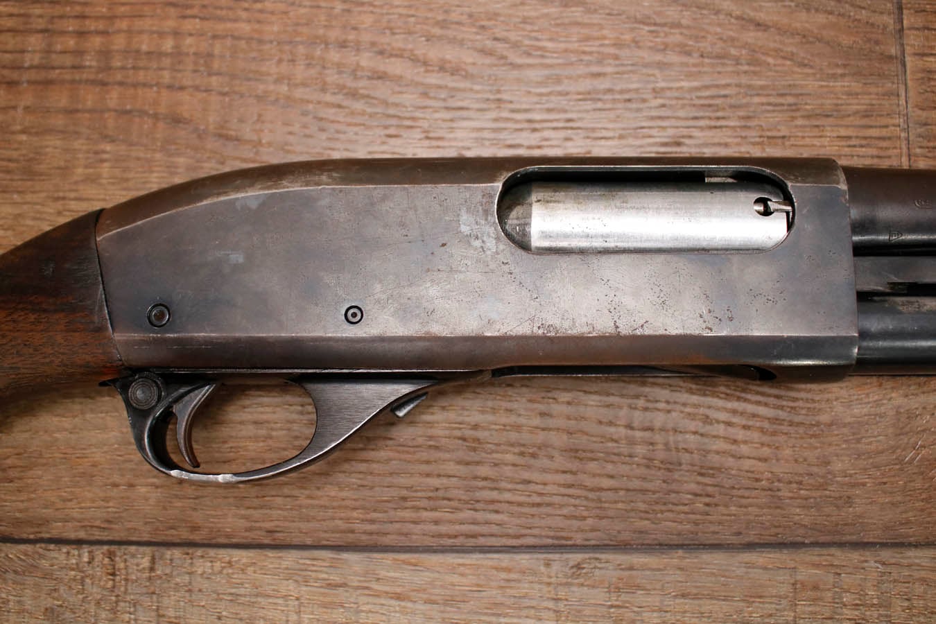 REMINGTON 870 Police Magnum 12GA Police Trade-In Shotgun with Wood Stock and 20 Inch Barrel