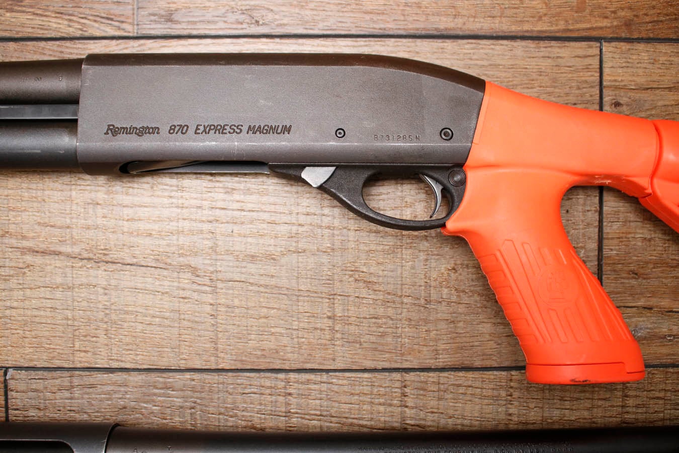 REMINGTON 870 Express Magnum 12GA Police Trade-In Shotgun with Synthetic Orange Furniture/Pistol Grip
