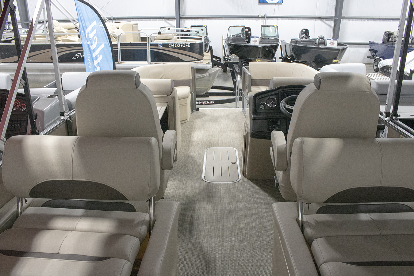 Bentley 2024 Legacy 223 QSB with Mercury 200XL