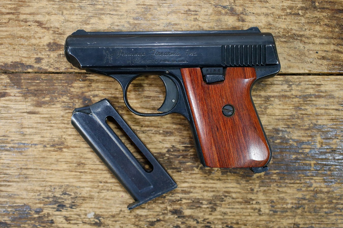JENNINGS J-22 22 LR Police Trade-in Pistol with Wood Grips
