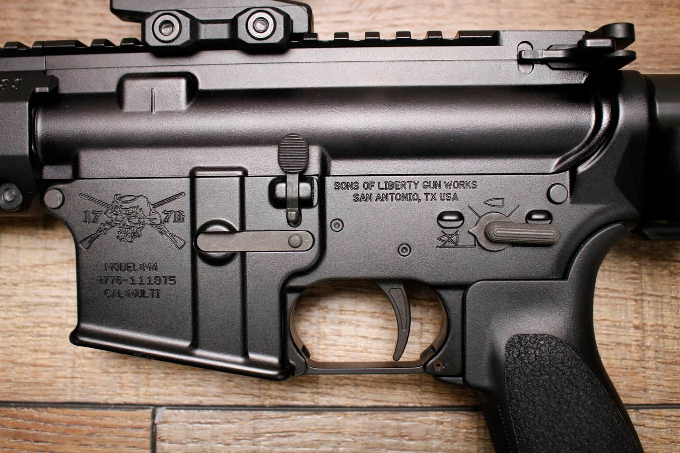 SONS OF LIBERTY GUN WORKS M4 300 AAC Blackout Police Trade-In Pistol with Law Tactical Folder