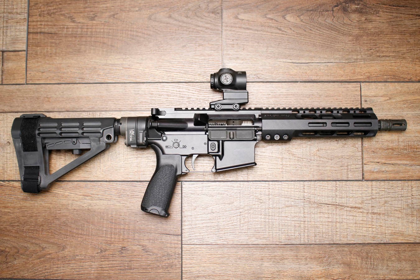 SONS OF LIBERTY GUN WORKS M4 300 AAC Blackout Police Trade-In Pistol with Law Tactical Folder