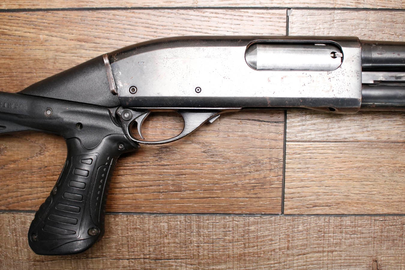 REMINGTON 870 Magnum 12GA Police Trade-In Shotgun with Extended Tube Magazine and Pistol Grip