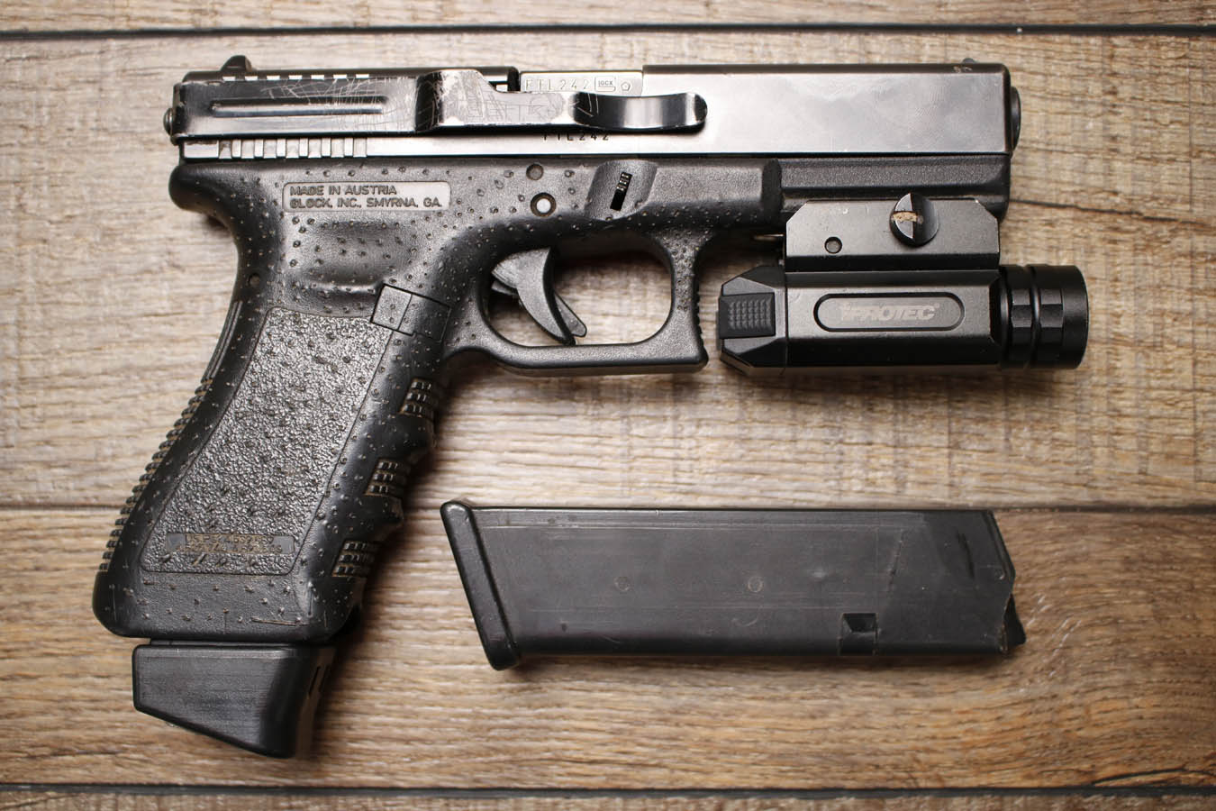 GLOCK 22 Gen 3 40 S&W Police Trade-In Pistol with ProTec Light