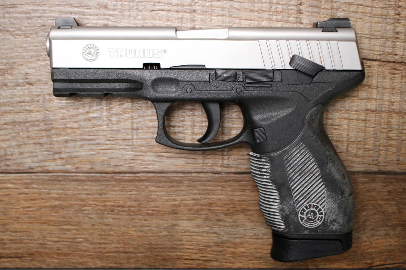 TAURUS PT 24/7 Pro 40 S&W Police Trade-In Pistol