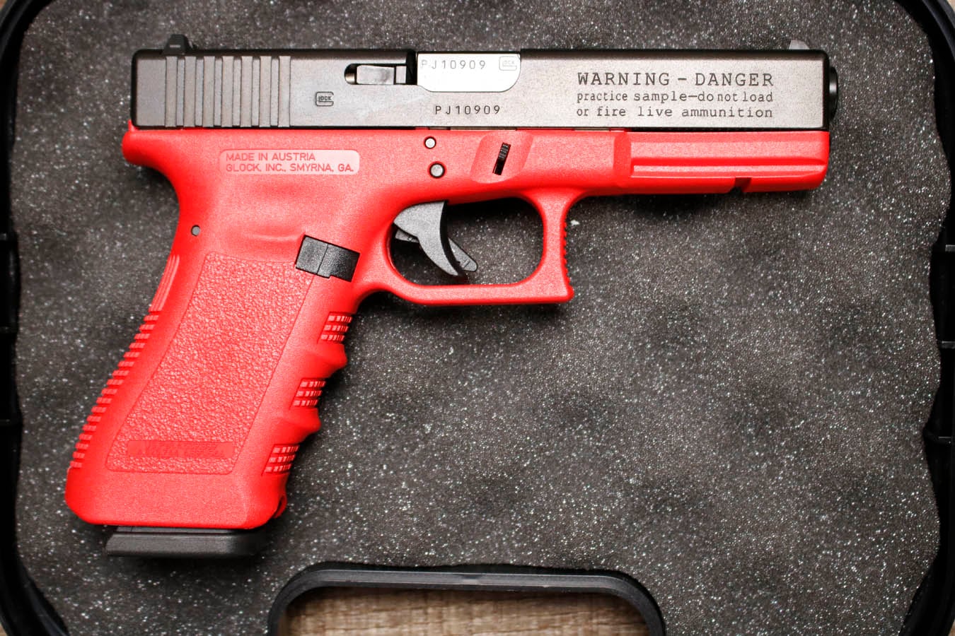 GLOCK 17R Gen 3 9mm Police Trade-In Training Pistol with Resetting Trigger
