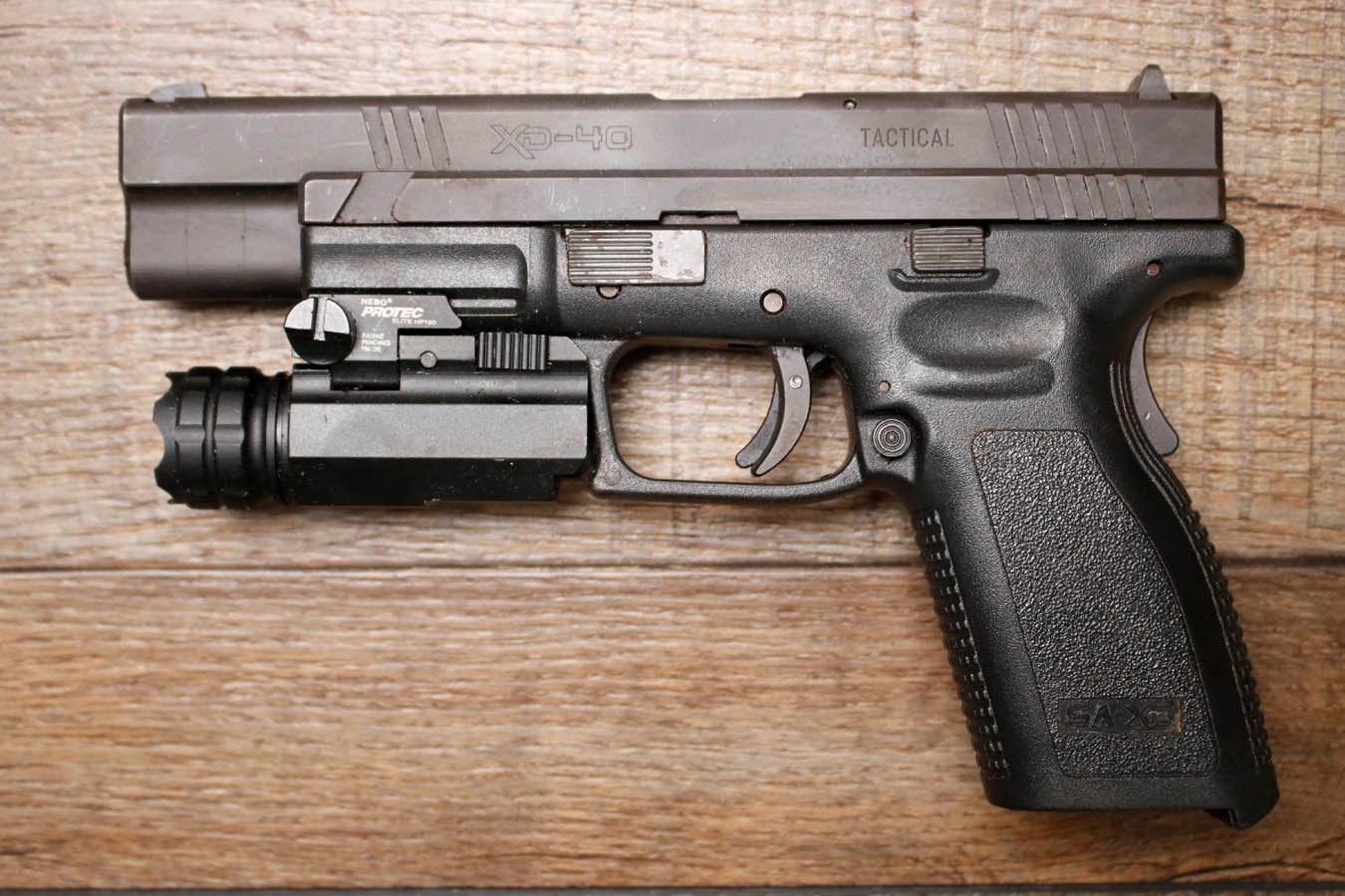 SPRINGFIELD XD-40 Tactical 40 S&W Police Trade-In Pistol with Protec Light (No Magazine)