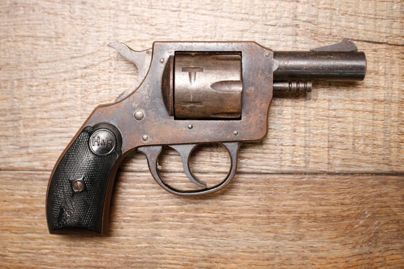 H AND R 732 32SW Long Police Trade-In Revolver