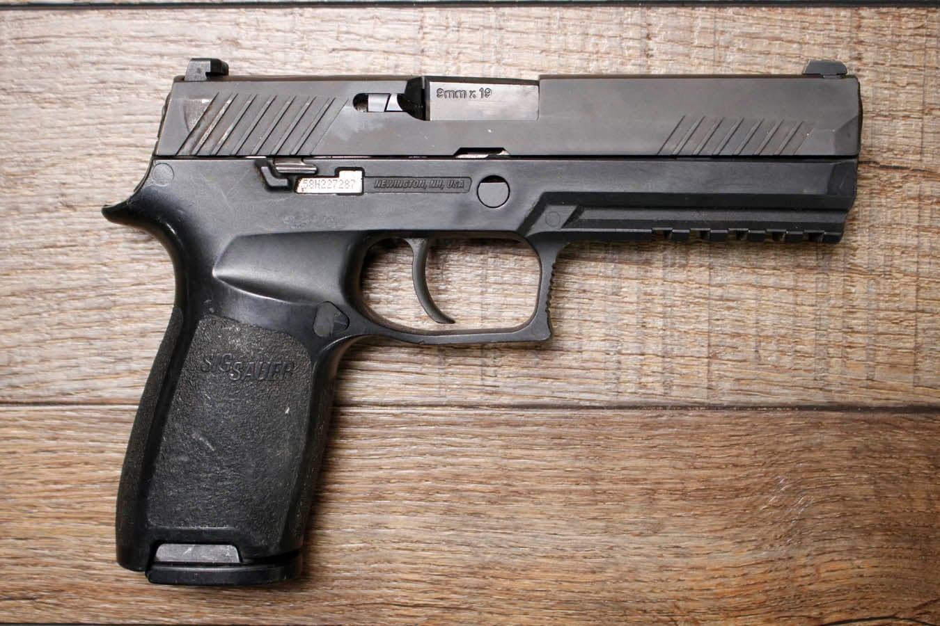 SIG SAUER P320 9mm Police Trade-In Pistol with Youngstown Ohio PD Logo (Fair Condition)