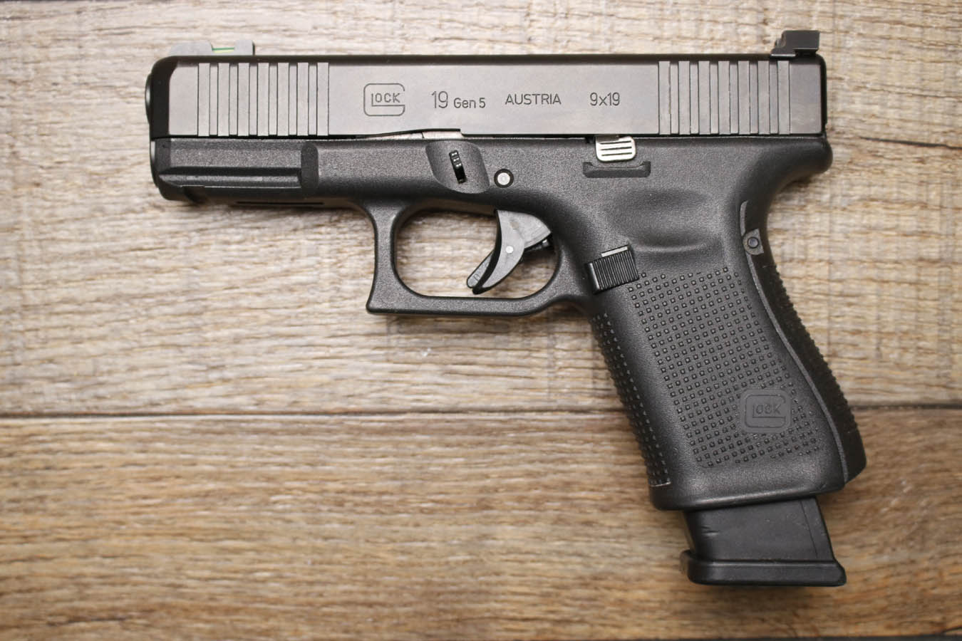 GLOCK 19 Gen 5 9mm Police Trade-In Pistol