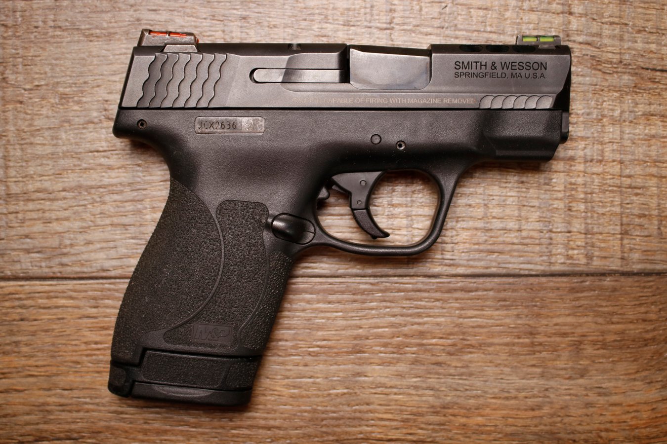 SMITH AND WESSON M&P9 Shield M2.0 Performance Center 9mm Police Trade-In Pistol