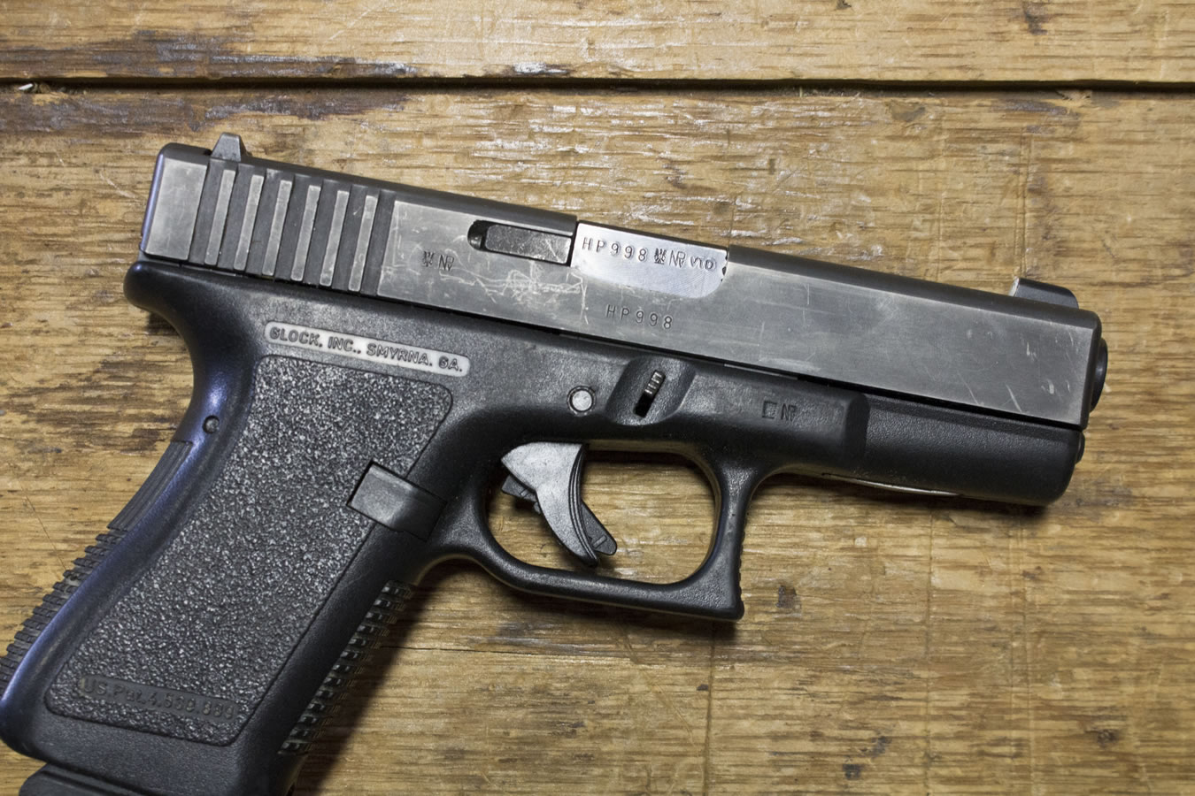 GLOCK 19 Gen2 9mm Police Trade-ins (Fair Condition)