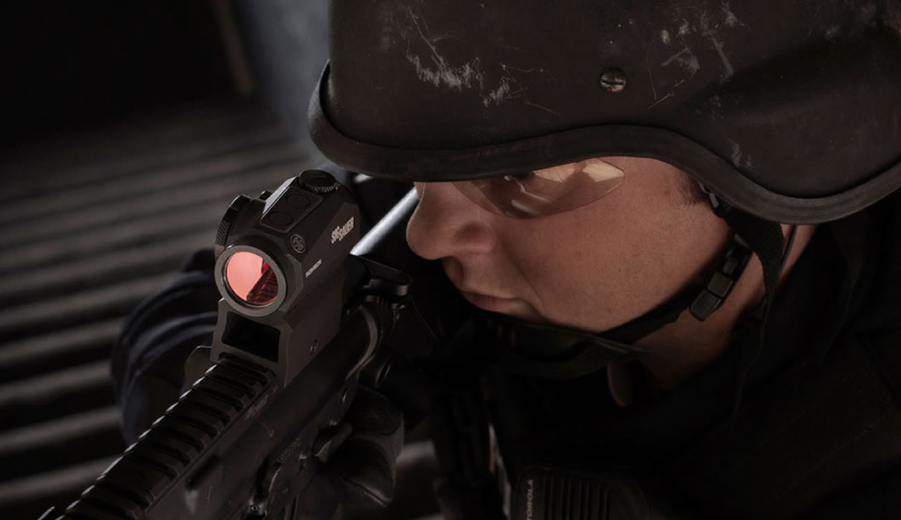 WINDHAM WEAPONRY SRC 5.56mm M4A4 Flat-Top Rifle with Sig Sauer Romeo 5 Red Dot