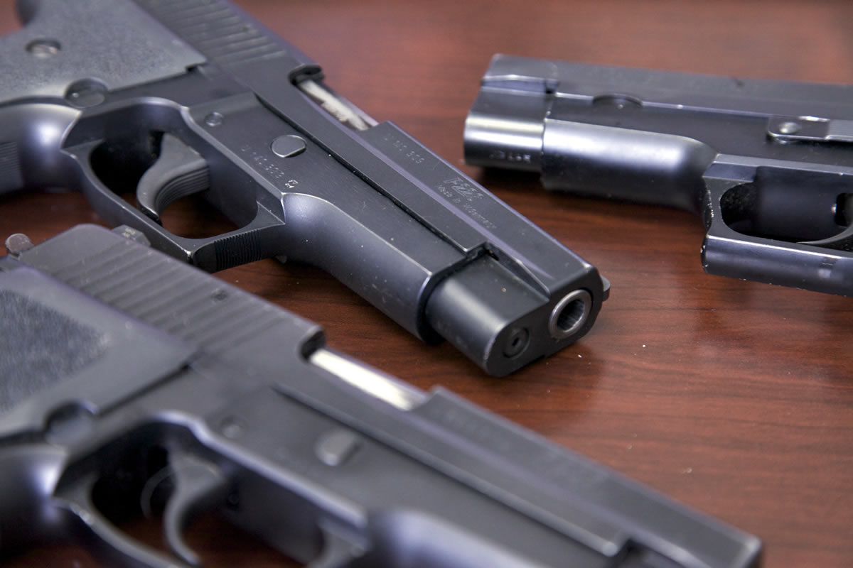 Sig Sauer P226 9mm Police Tradein Pistols Sportsman